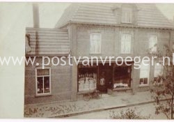 Varsseveld oude foto's: fotokaart Spoorstraat (voormalig pand van Weenink) 