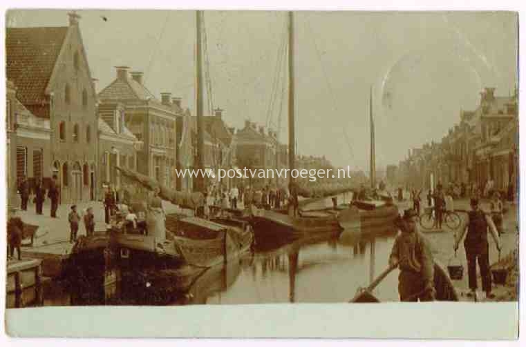 oude ansichten Drachten, fotokaart met binnenvaart, verzonden in 1907 uit 'Dragten' (190097)
