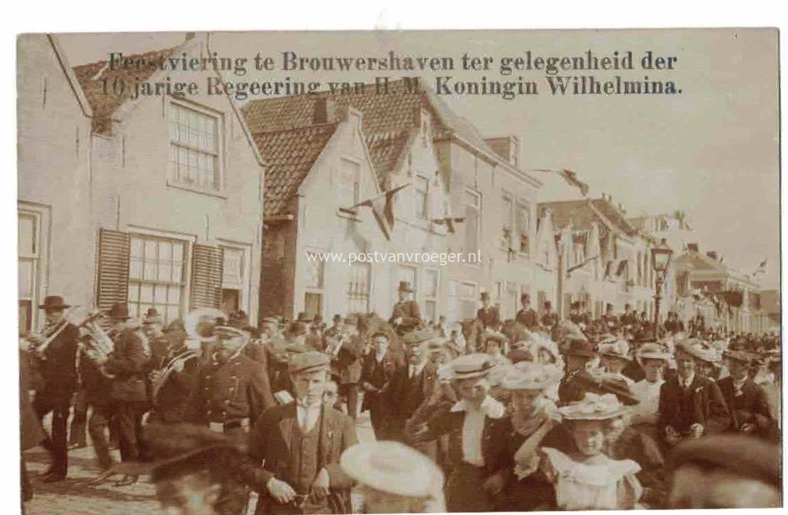 oude ansichtkaarten Brouwershaven: fotokaart 10 jarige regering van H.M. Koningin Wilhelmina-220073