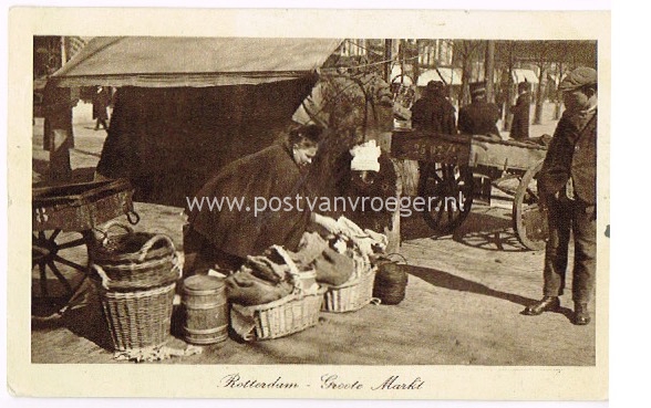 oude ansichtkaart volksleven: markt Rotterdam, in 1918 verzonden (170017)