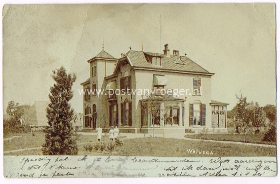 ansichtkaarten Wolvega: fotokaart villa, verzonden in 1902 (170137)