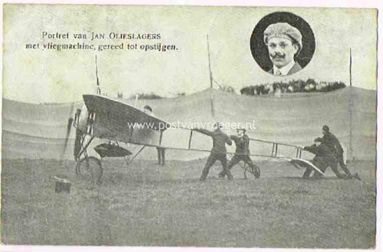 oude ansichtkaarten luchtvaart:  Jan Olieslagers, met vliegmachine, gereed tot opstijgen (190068)