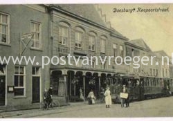 oude ansichten van Doesburg: Koepoortstraat met stoomtram 