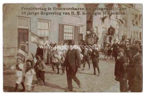 Oude foto's Brouwershaven : prachtige fotokaart 10 jarige regering H.M. Koningin Wilhelmina (200018)