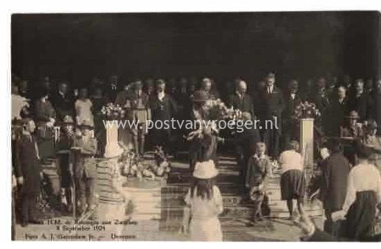 oude ansichtkaarten Zutphen: fotokaart bezoek Koningin 8 September 1924