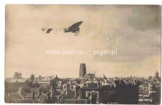 oude ansichten luchtvaart: fotokaart luchtvaartpionier Jan Olieslagers boven Rotterdam (210008)