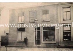 oude ansichtkaarten Zaltbommel: fotokaart G.van Tuijl handel in brandstoffen en mandenwerk (210044)