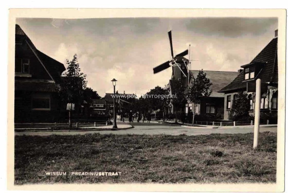 oude ansichten Winsum Gr: fotokaart Preadiniusstraat met molen (210060)
