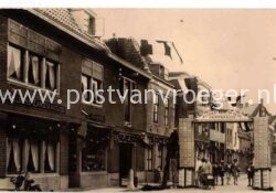 oude ansichten Den Briel: fotokaart feest in de stad bij Ribbe (21010044B)