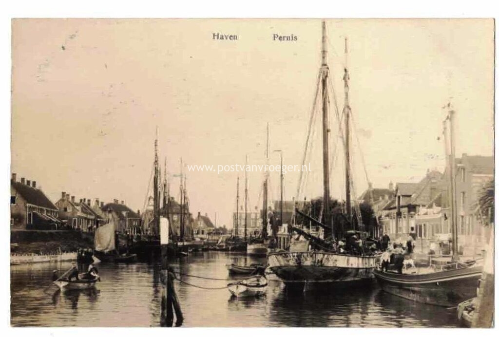 oude ansichtkaarten Pernis: fotokaart haven  (210141)