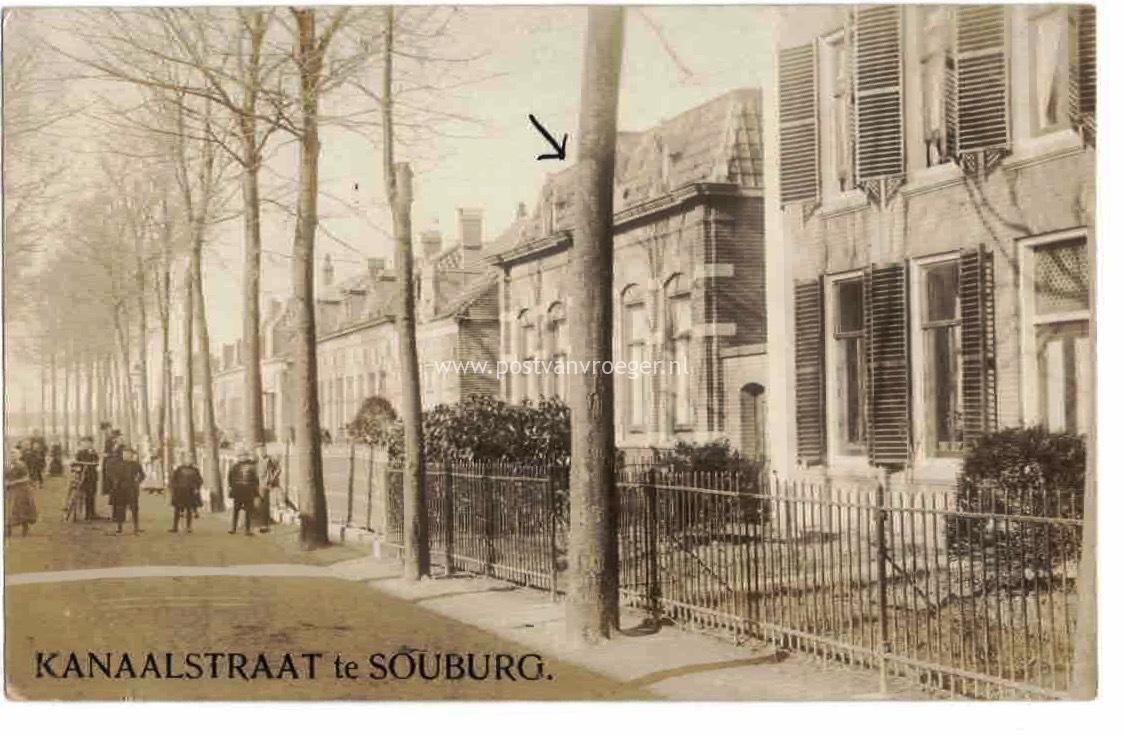 oude ansichtkaarten van Souburg:  fotokaart Kanaalstraat, verzonden in 1908 (210158)