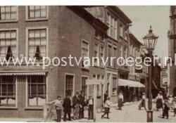 oude ansichtkaarten van Delft:  fotokaart Oude Kerkstraat rond 1900, niet verzonden  (210160)