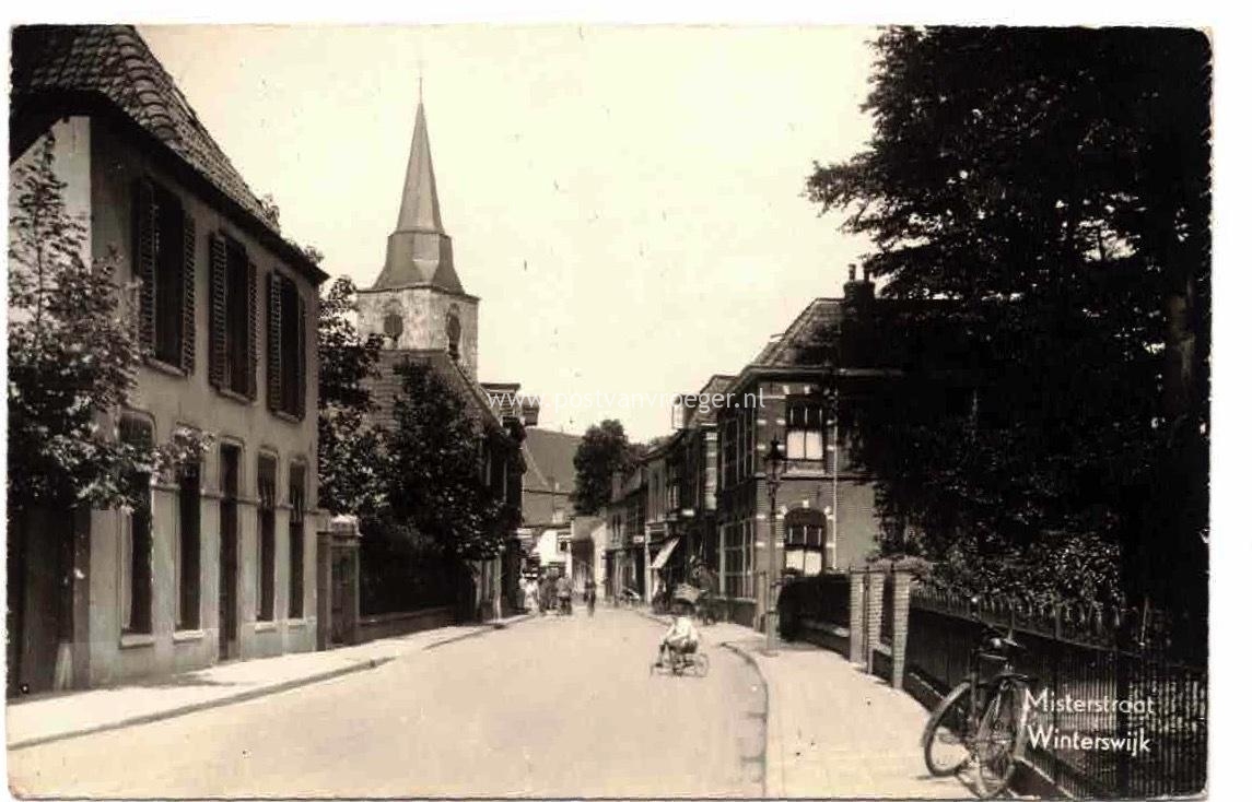 oude ansichtkaarten van Winterswijk:  fotokaart geef. Misterstraat, militair  verzonden  in Januari 1940