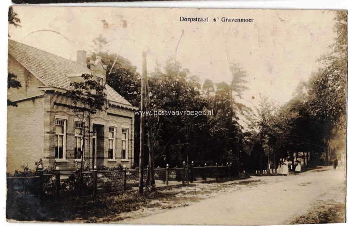 Oude foto's Brabant: fotokaart Dorpstraat 's Gravenmoer (210188)